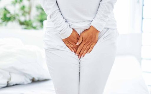 Incontinenza urinaria femminile: perché succede e quali soluzioni esistono oggi